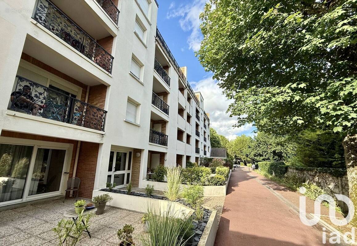 Photo 1 - Appartement à SAINTE-SAVINE