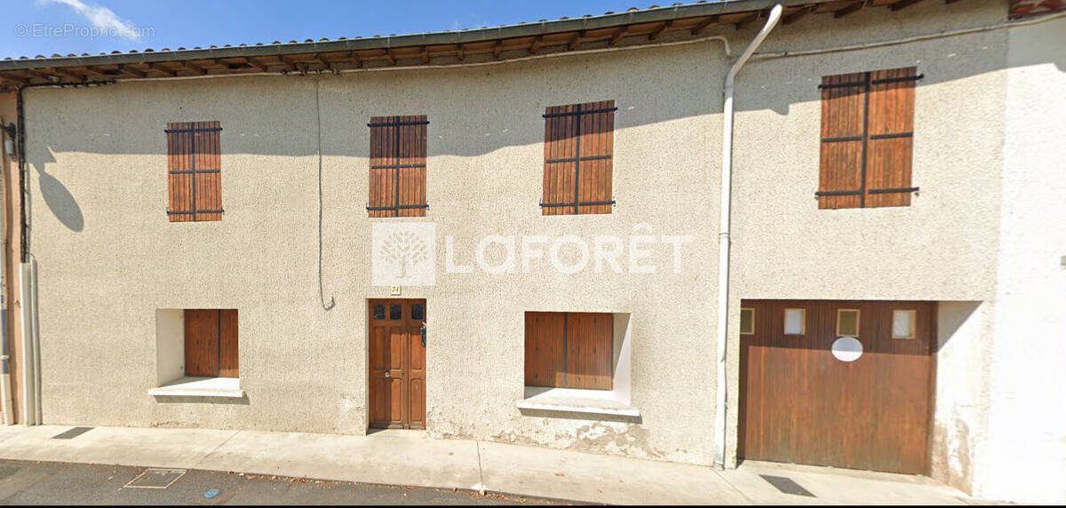 Maison à MONTANS