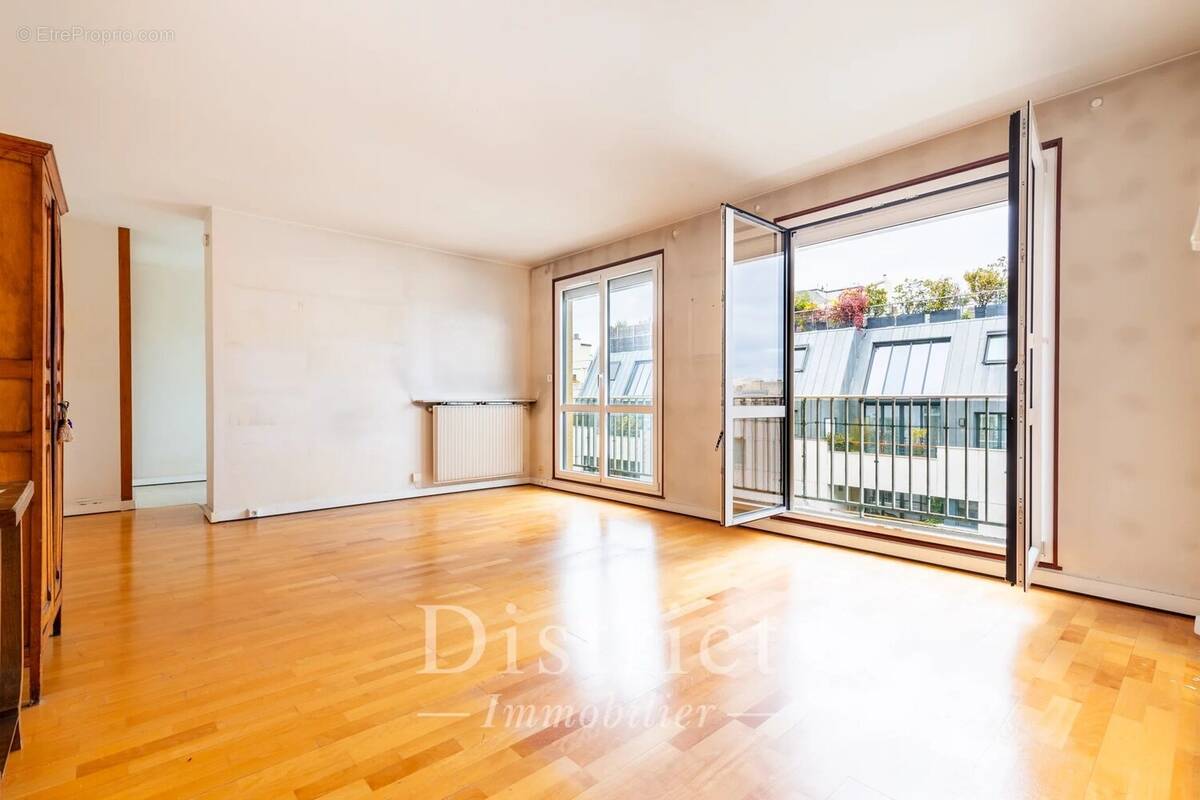 Appartement à PARIS-15E