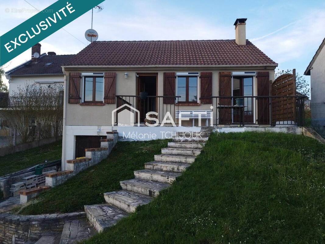 Photo 1 - Maison à SAINT-MAURICE-SUR-AVEYRON