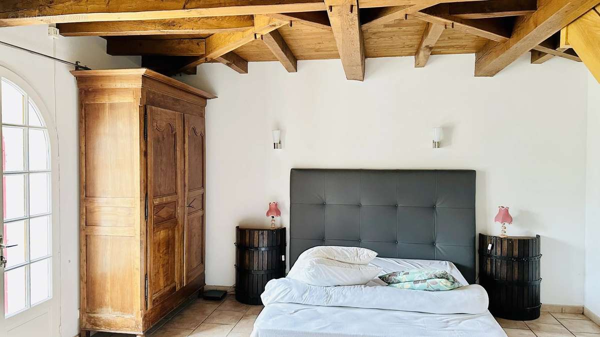 Maison à GARDONNE