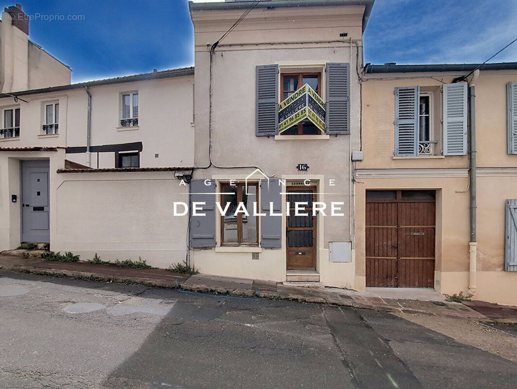 Maison à RUEIL-MALMAISON