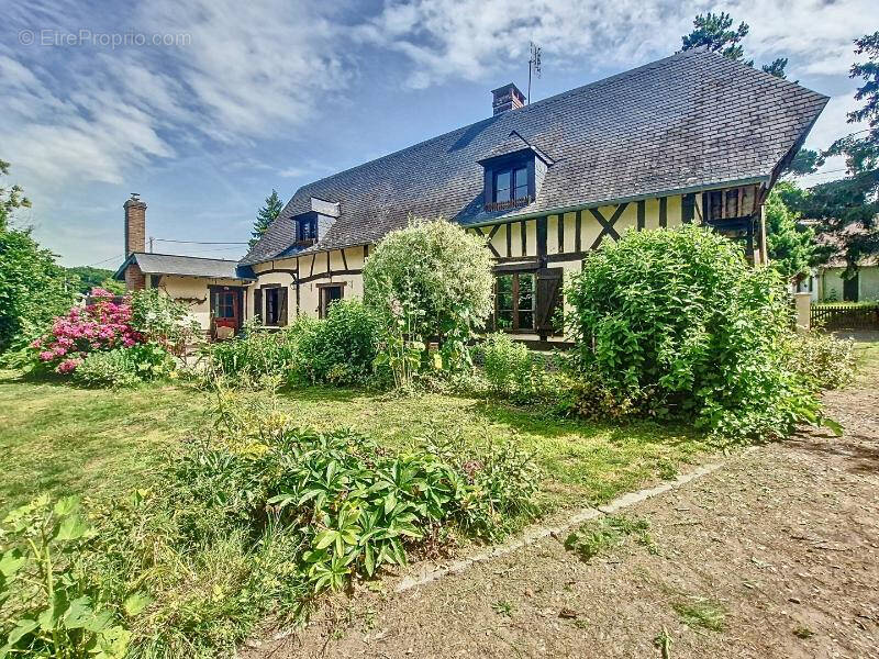 Maison à ETREPAGNY