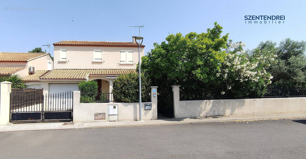 Maison à LUNEL