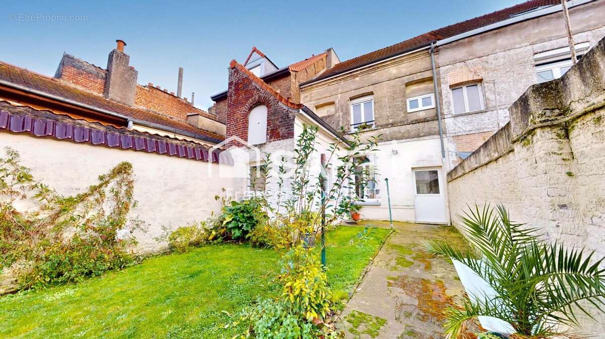Photo 2 - Maison à SAINT-OMER