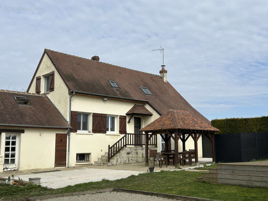 Maison à MORTAGNE-AU-PERCHE