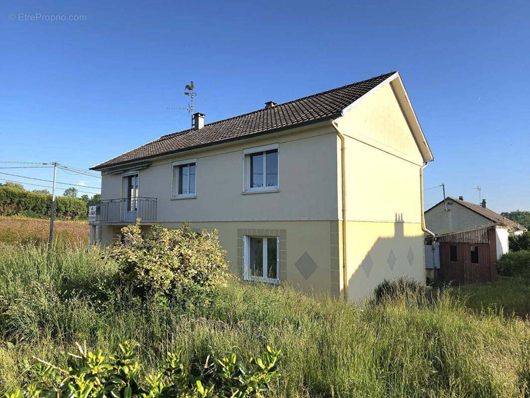 Maison à SAINTE-GAUBURGE-SAINTE-COLOMBE