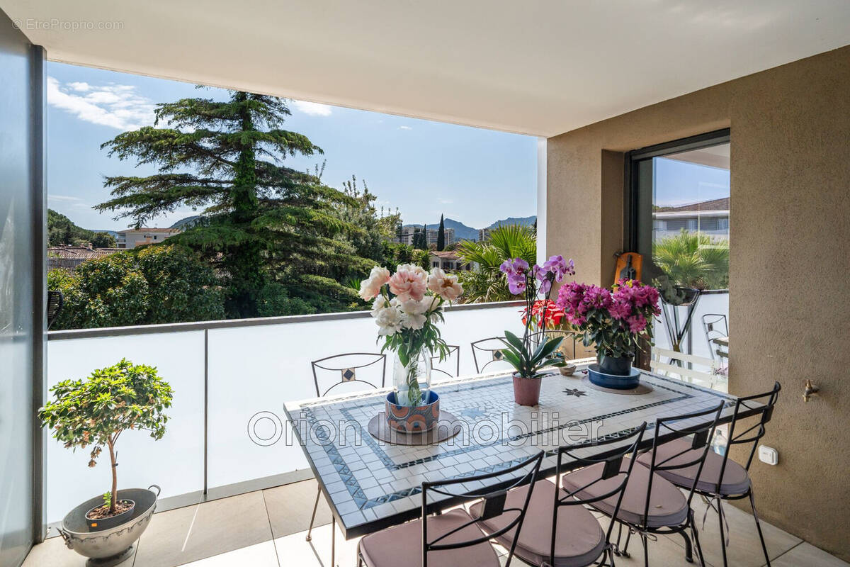 Appartement à MANDELIEU-LA-NAPOULE