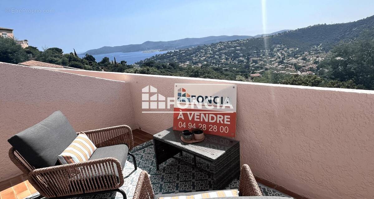 Appartement à LE LAVANDOU