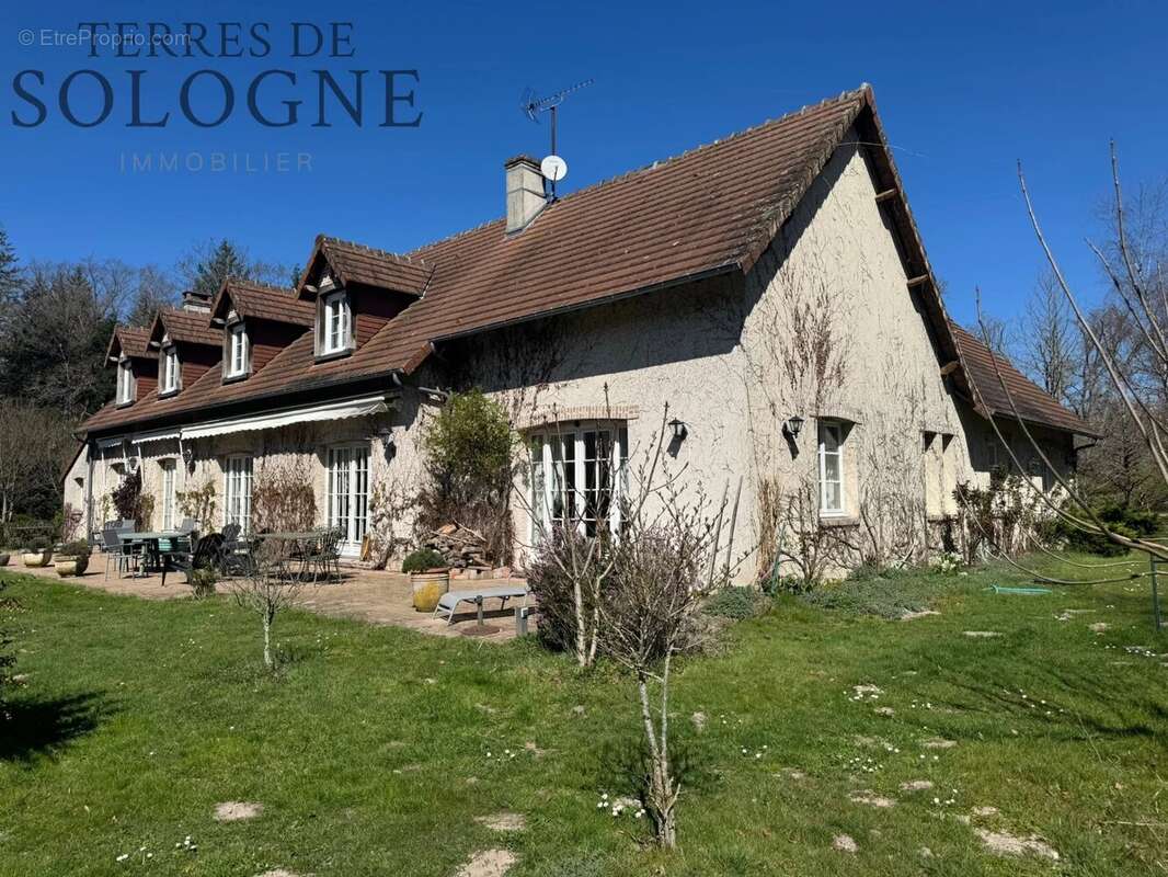 Maison à LAMOTTE-BEUVRON