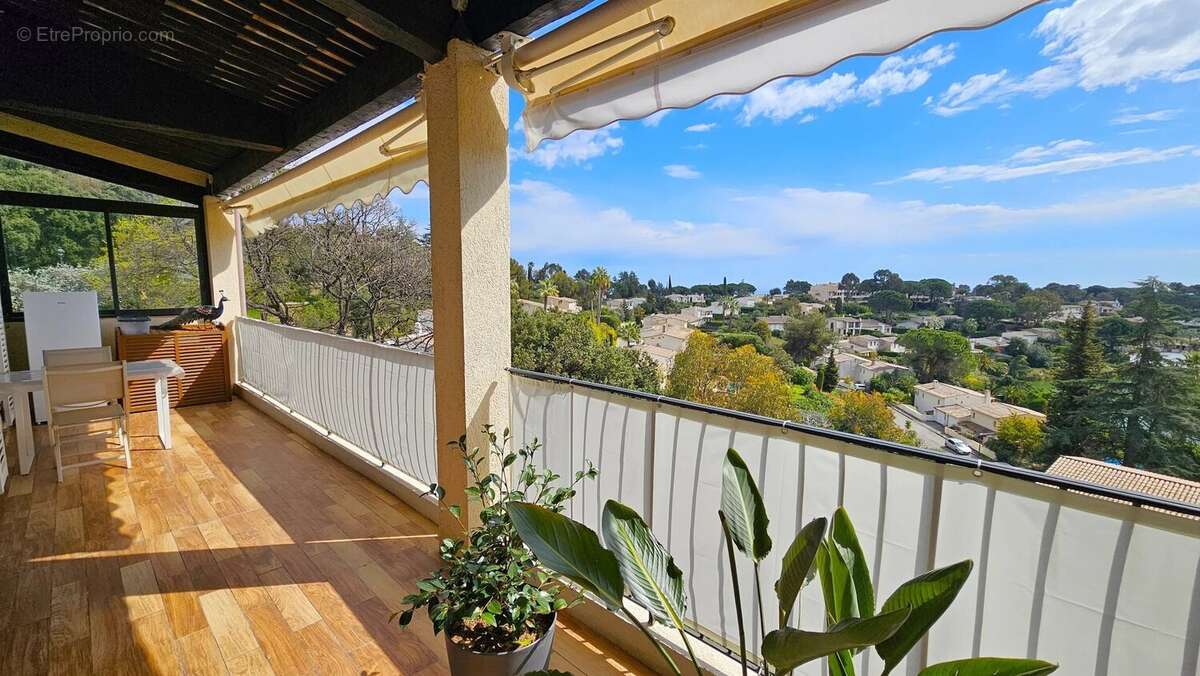 Appartement à VILLENEUVE-LOUBET