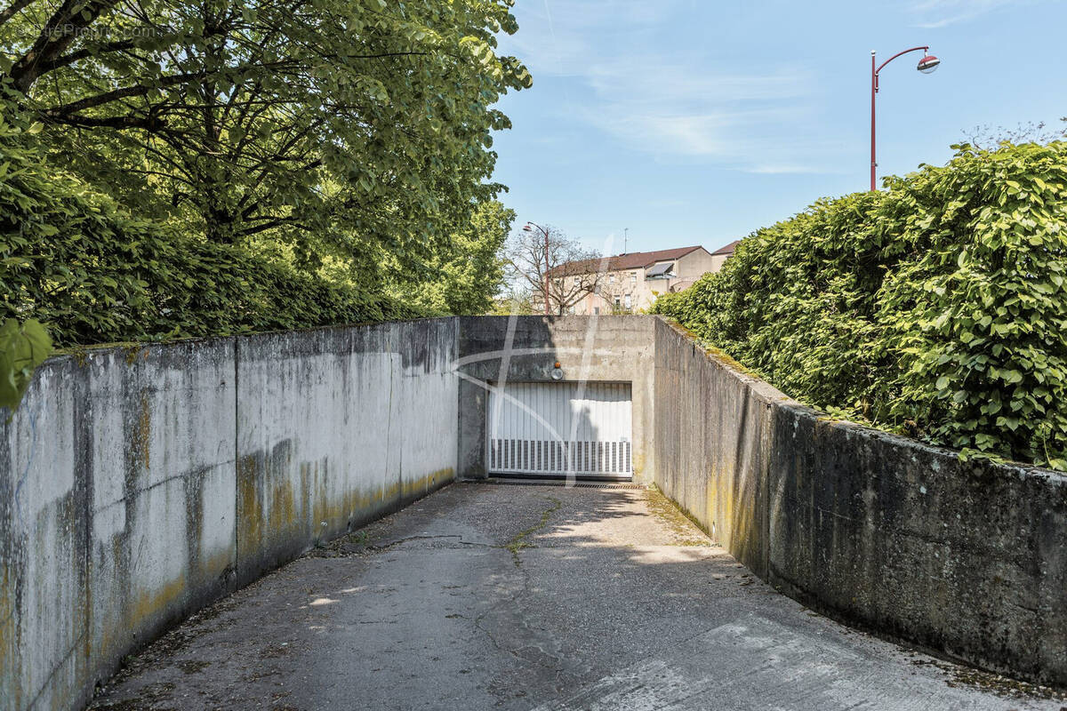 Parking à PLAPPEVILLE