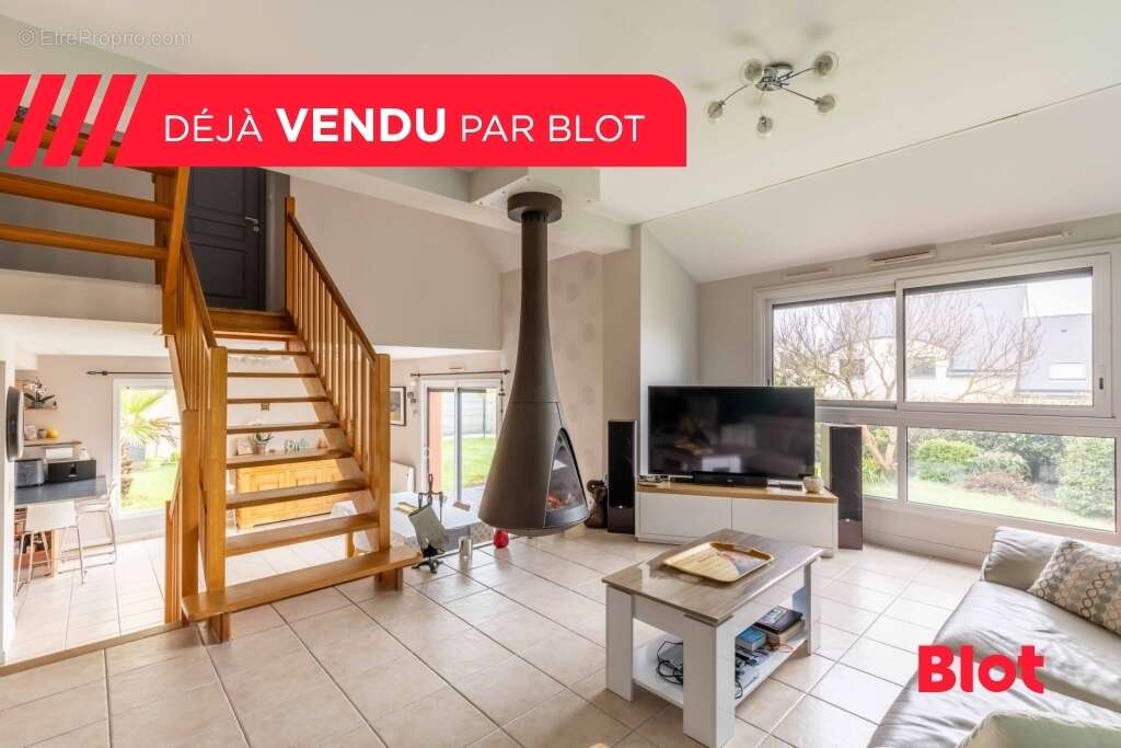 Maison à MONTFORT-SUR-MEU