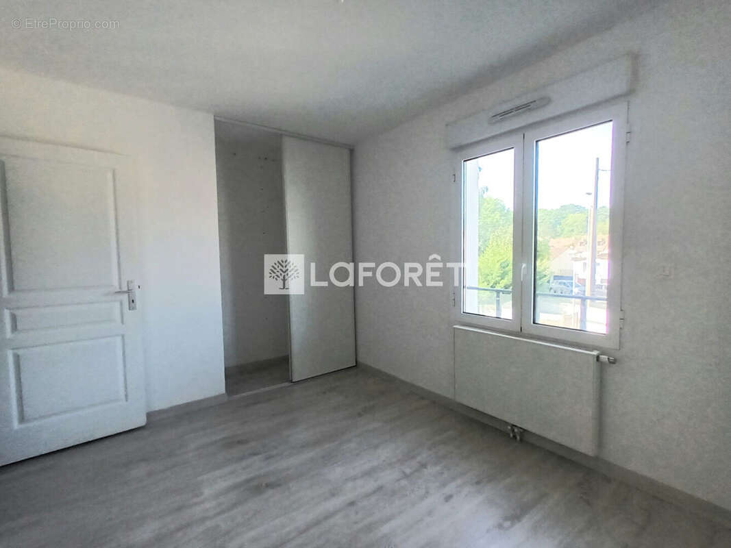 Appartement à LUZARCHES
