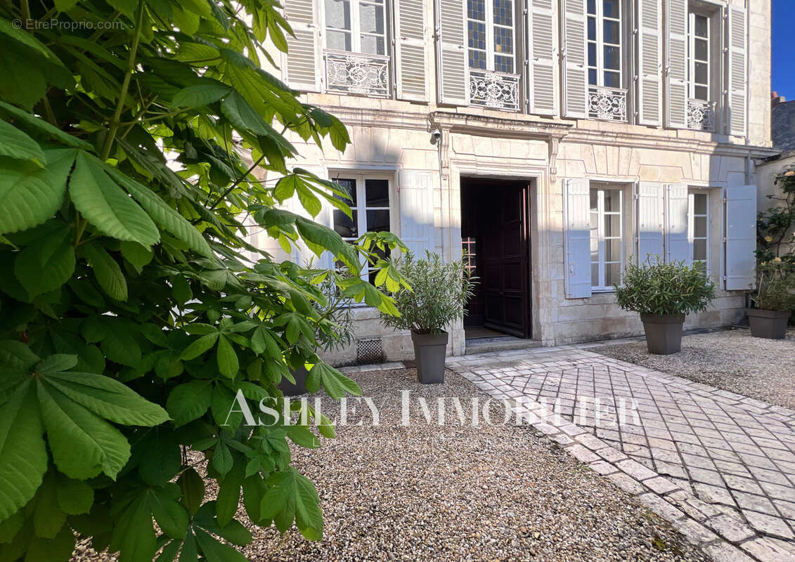 Maison à LA ROCHELLE
