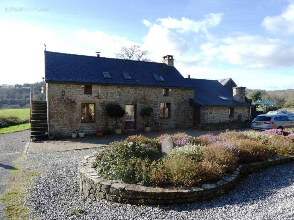 Maison à LANGOELAN