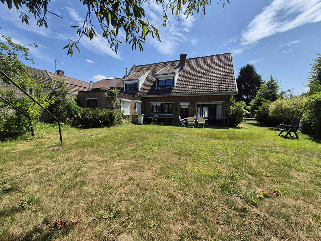 Maison à LYS-LEZ-LANNOY