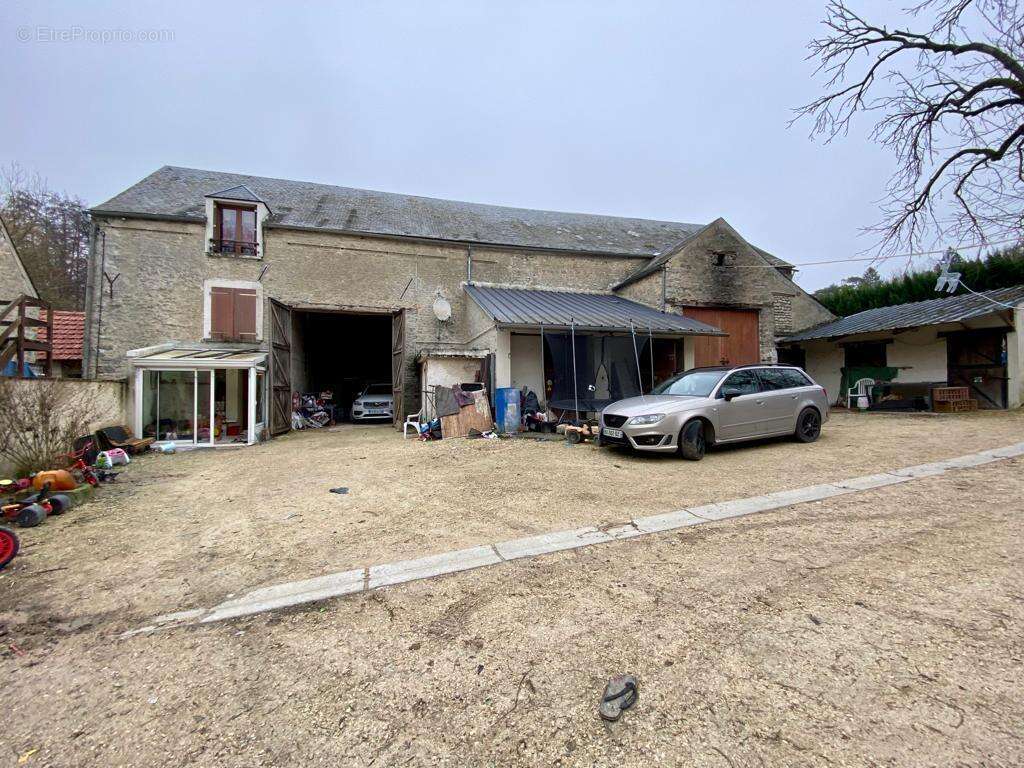 Maison à ETAMPES