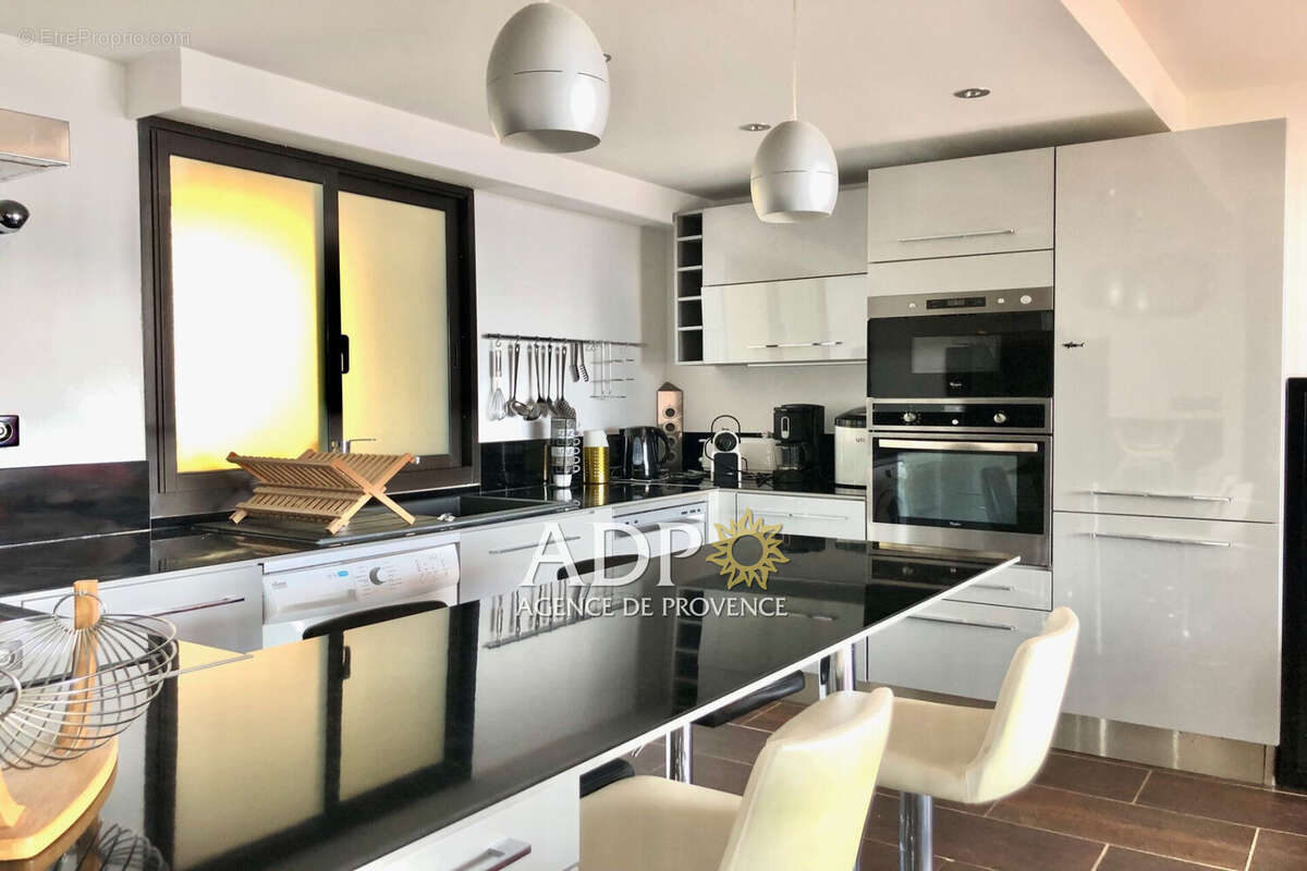 Appartement à MANDELIEU-LA-NAPOULE