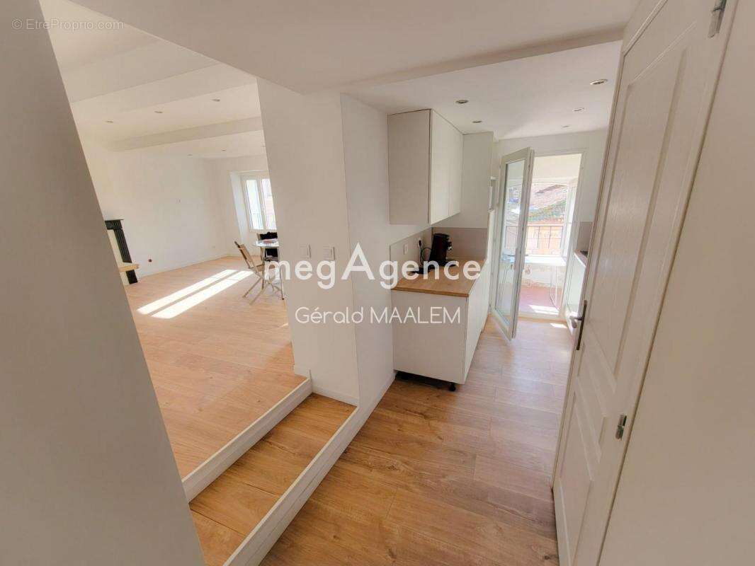 Appartement à FREJUS