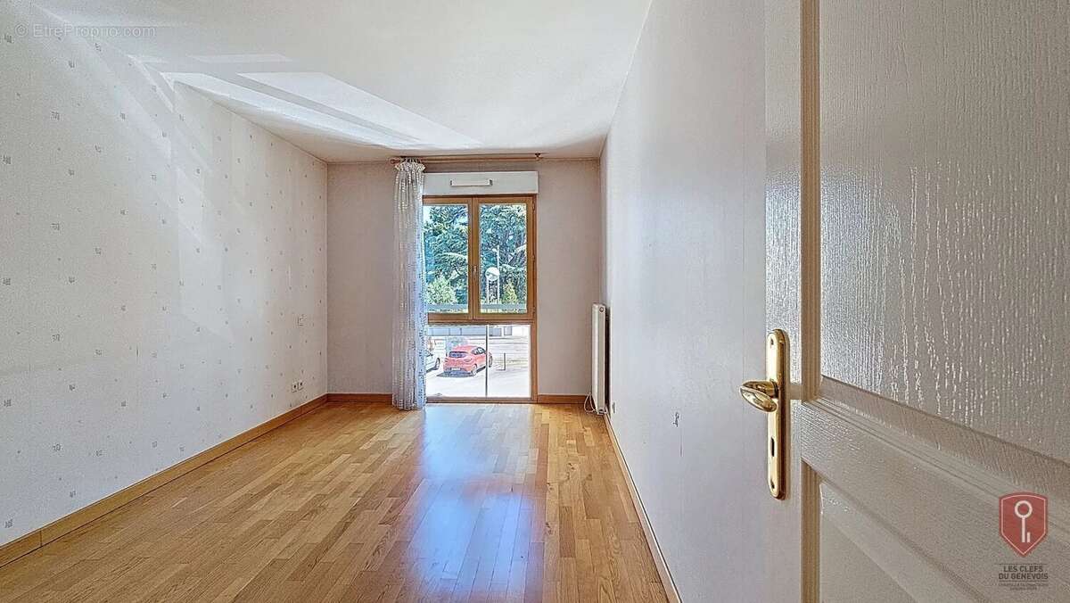 Appartement à SAINT-JULIEN-EN-GENEVOIS