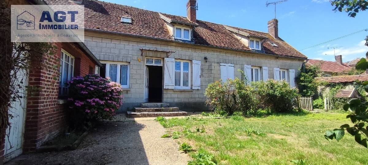 Maison à AUNEUIL