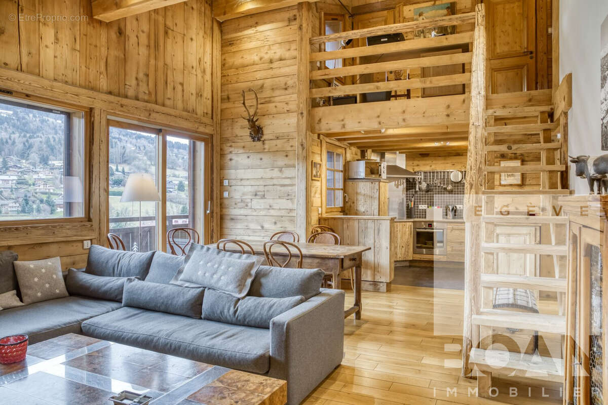 Appartement à DEMI-QUARTIER