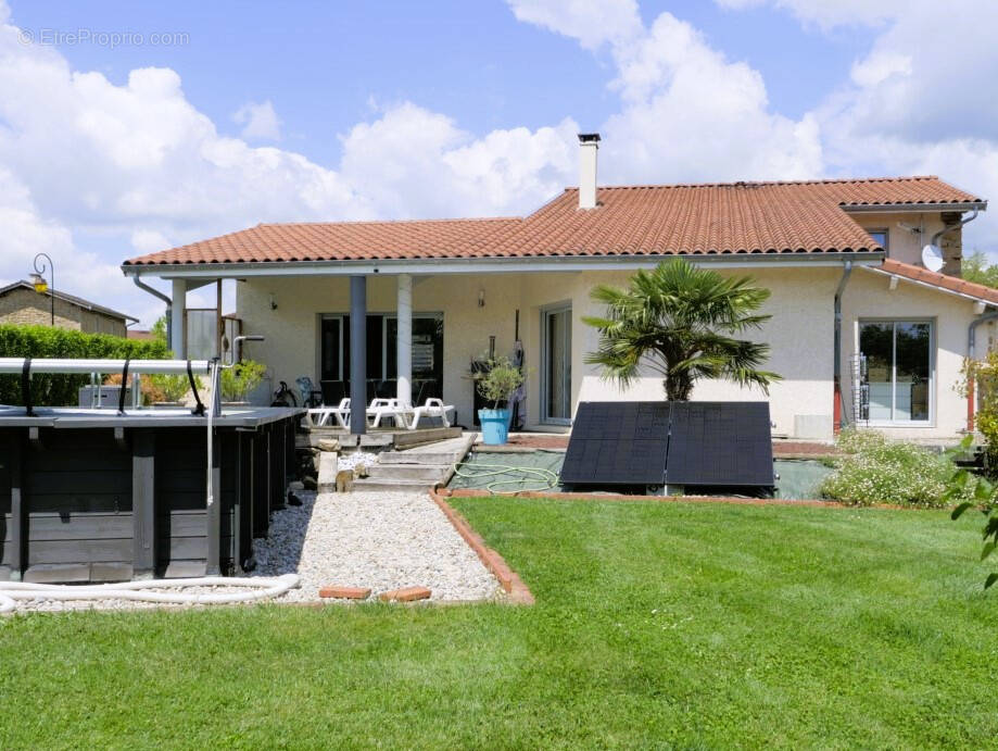 Maison à SAINT-JEAN-LE-VIEUX