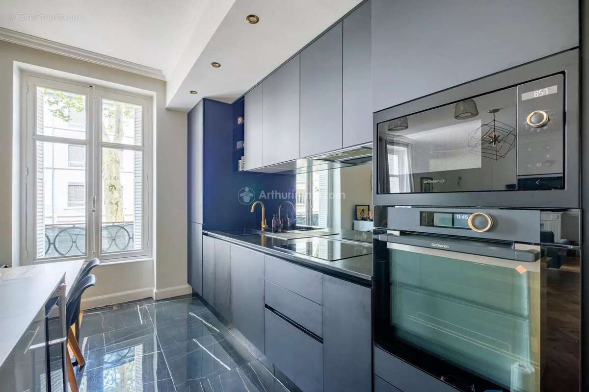 Appartement à LYON-6E
