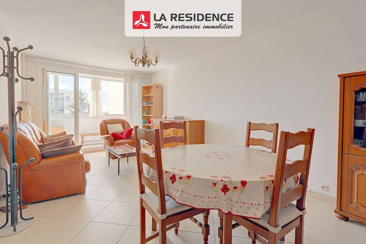 Appartement à TAVERNY