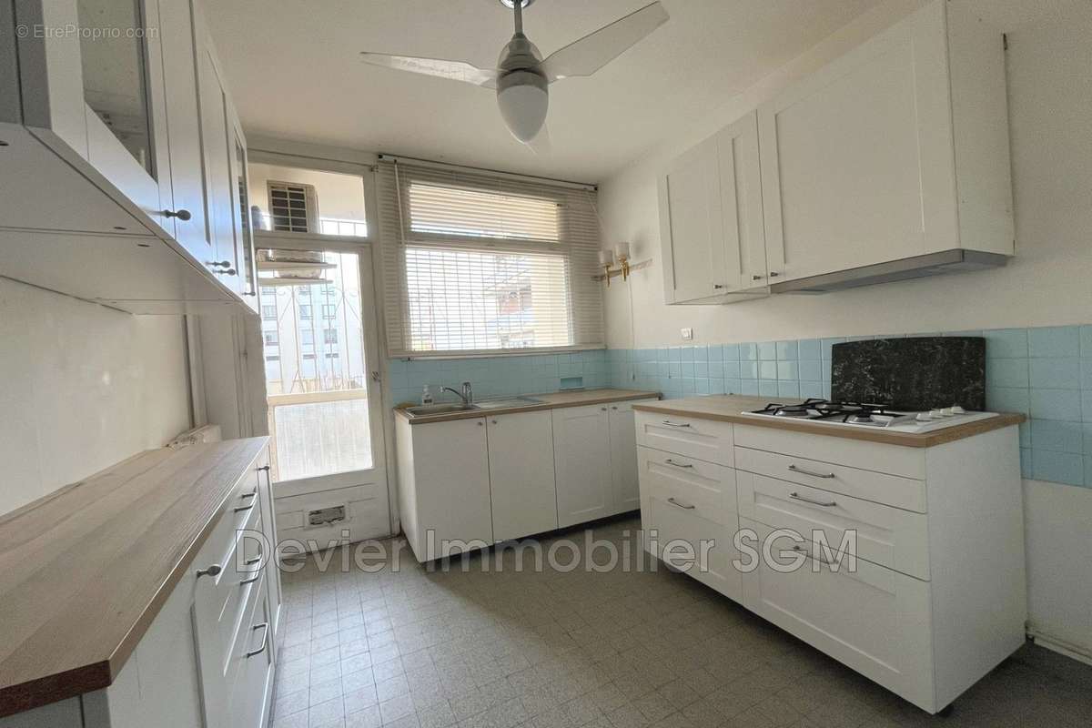 Appartement à NIMES