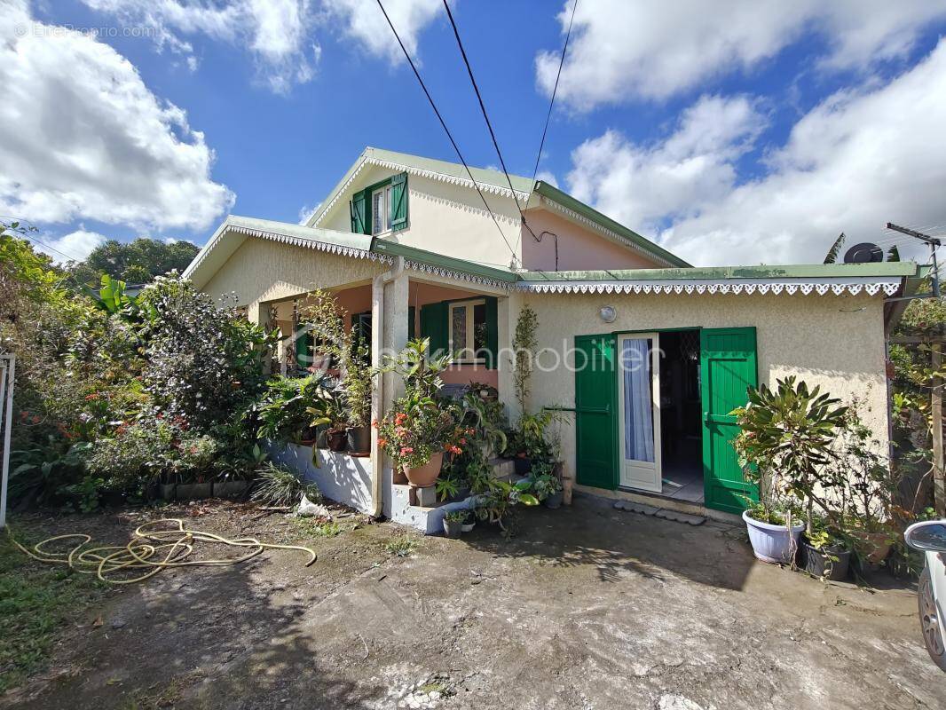 Maison à LE TAMPON