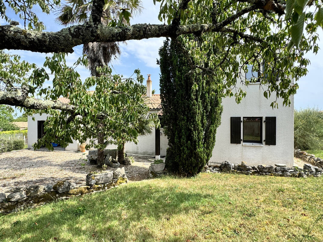 Maison à SAINT-SULPICE-DE-ROYAN