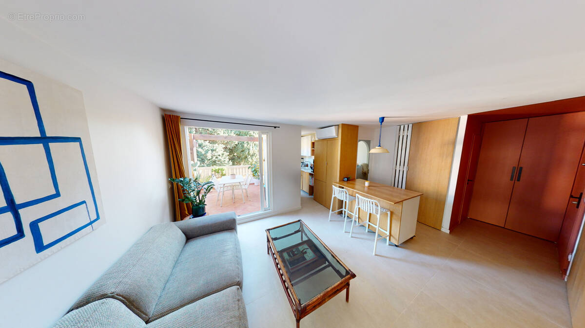 Appartement à LE LAVANDOU