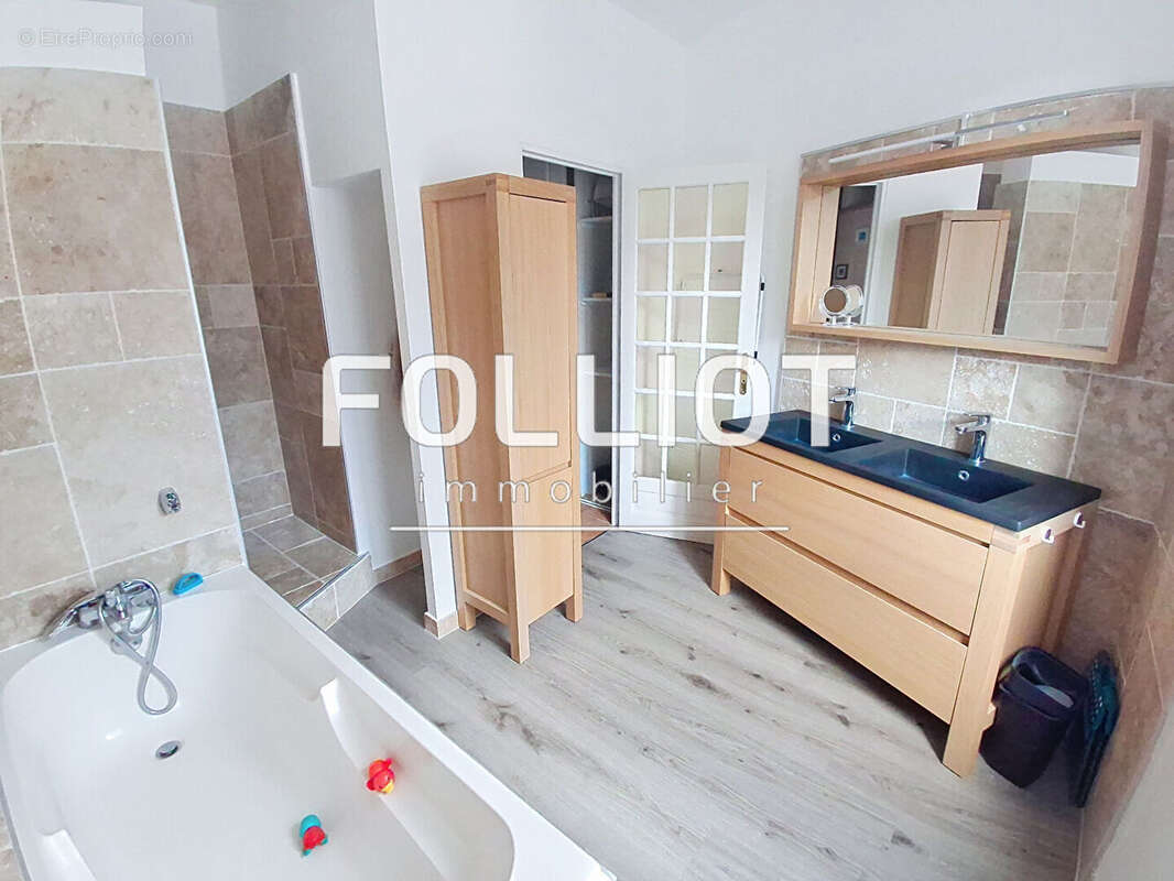 Appartement à DIVES-SUR-MER