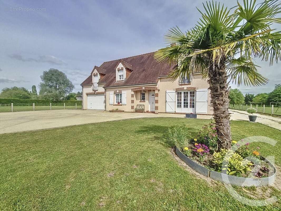 Maison à LA FERTE-SAINT-AUBIN