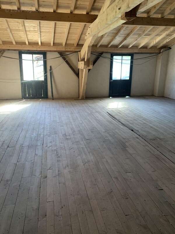 Appartement à ROQUECOURBE