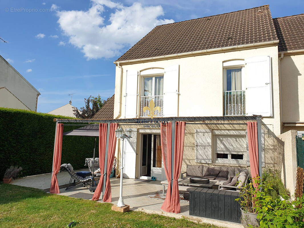 Maison à VILLERS-SOUS-SAINT-LEU