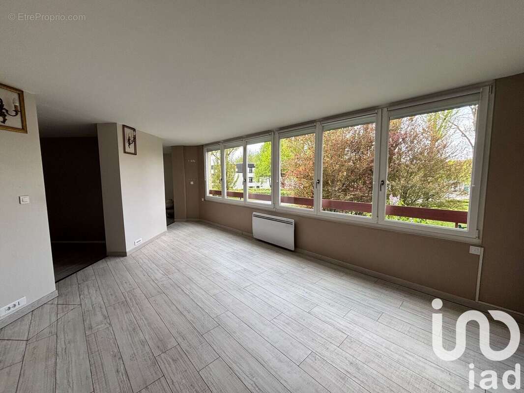 Photo 2 - Appartement à GIF-SUR-YVETTE