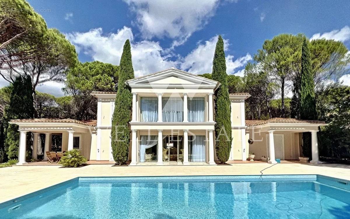 Maison à SAINT-RAPHAEL
