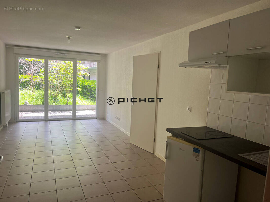 Appartement à CENON