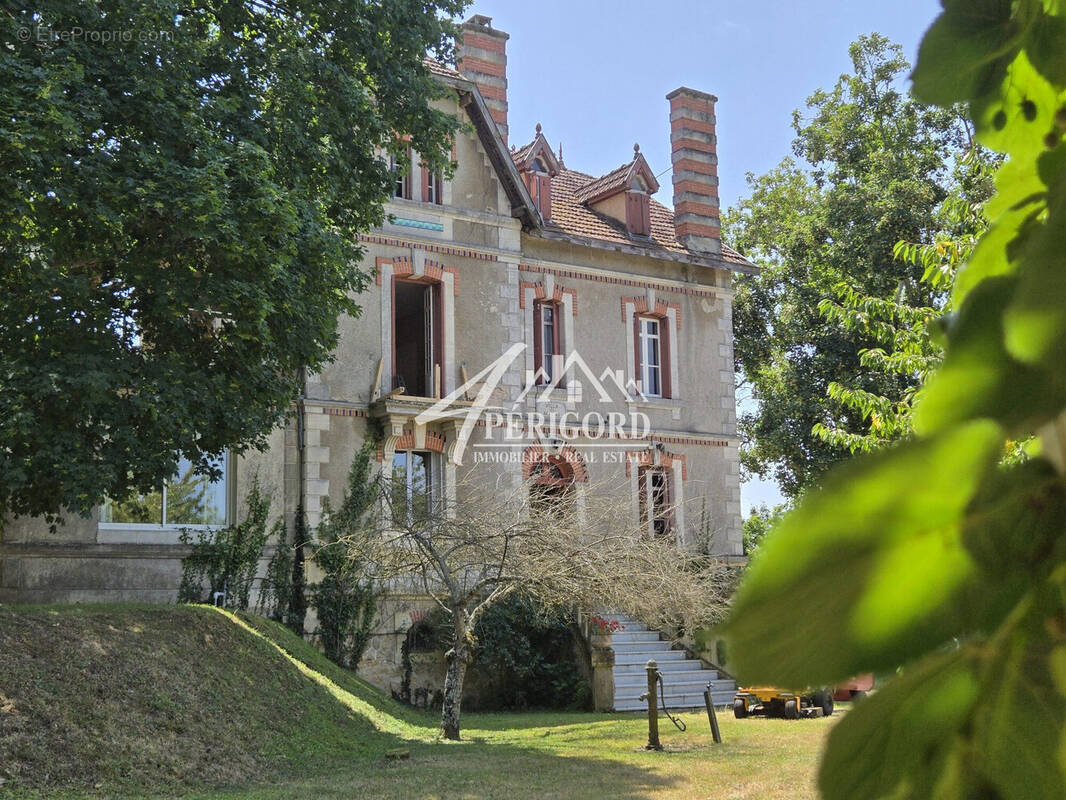 Maison à LALINDE