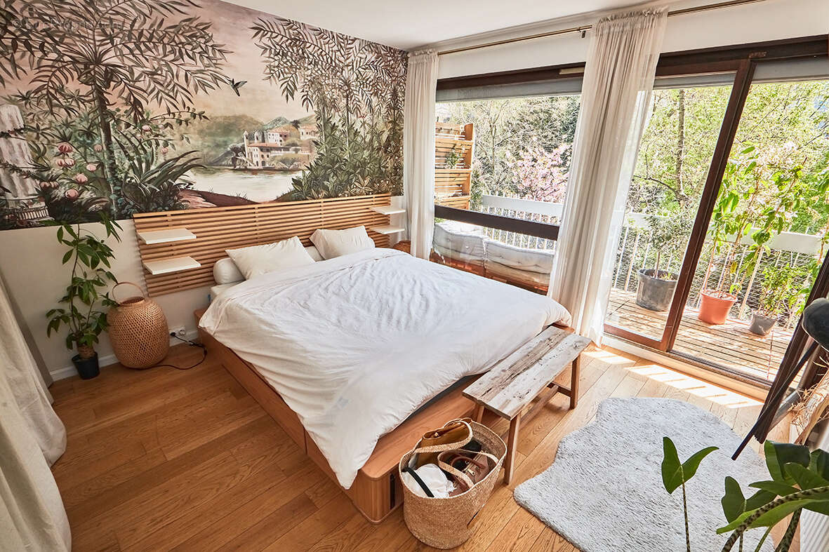 Appartement à PARIS-19E