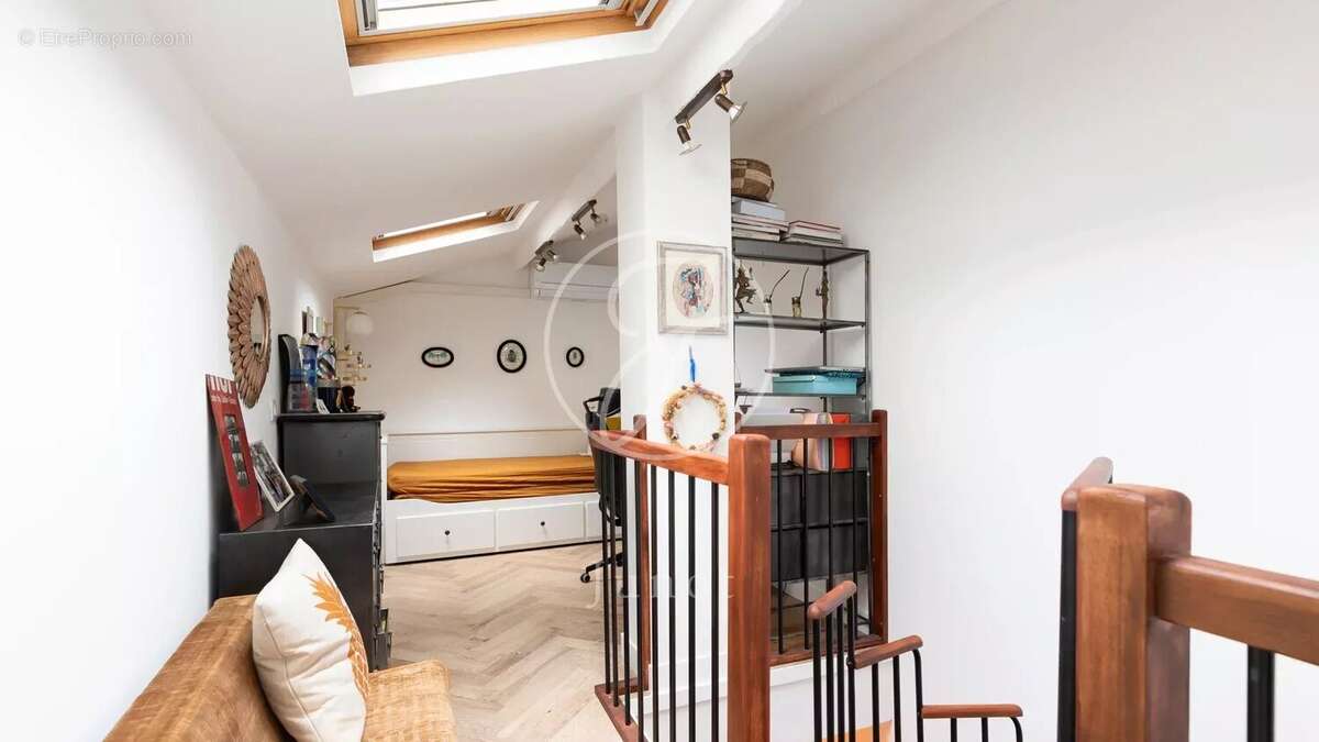 Maison à PARIS-17E