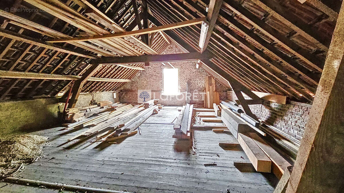 Maison à CHARMES