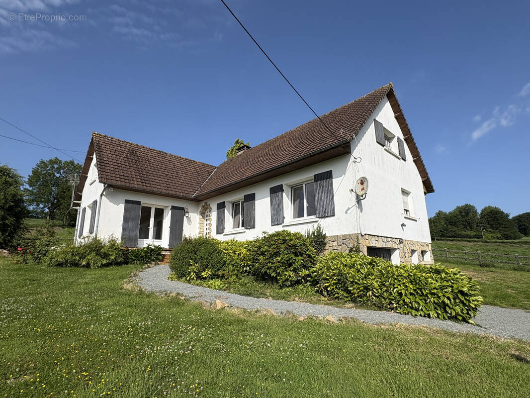 Maison à PARENTY