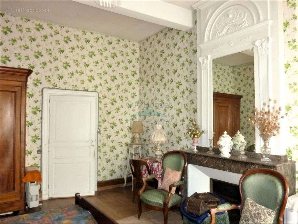 Maison à MONTECH