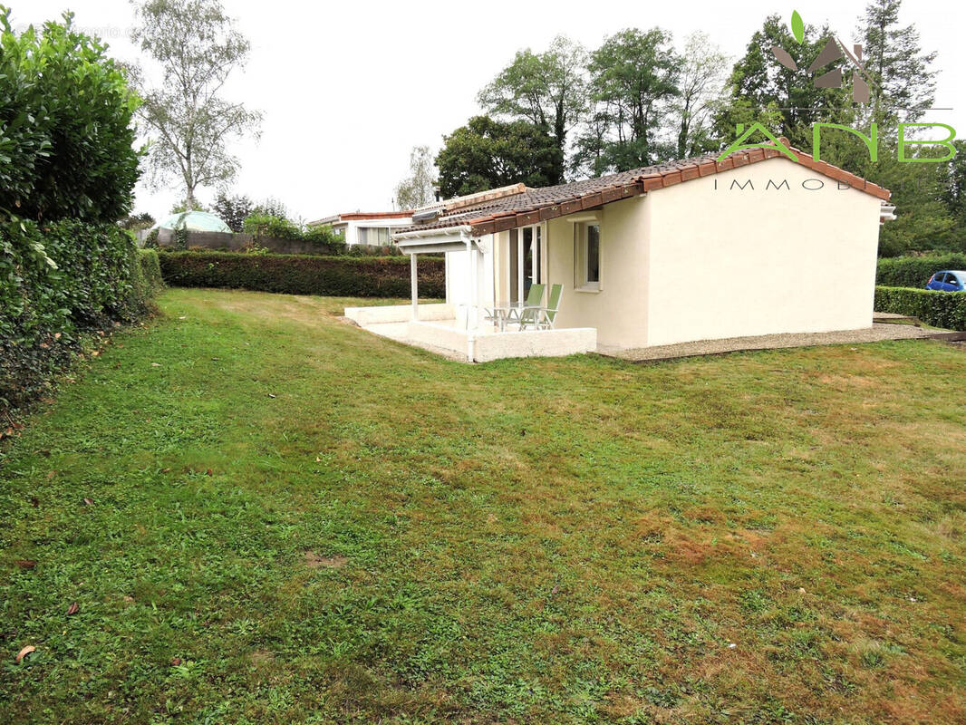 Maison à ECURAS