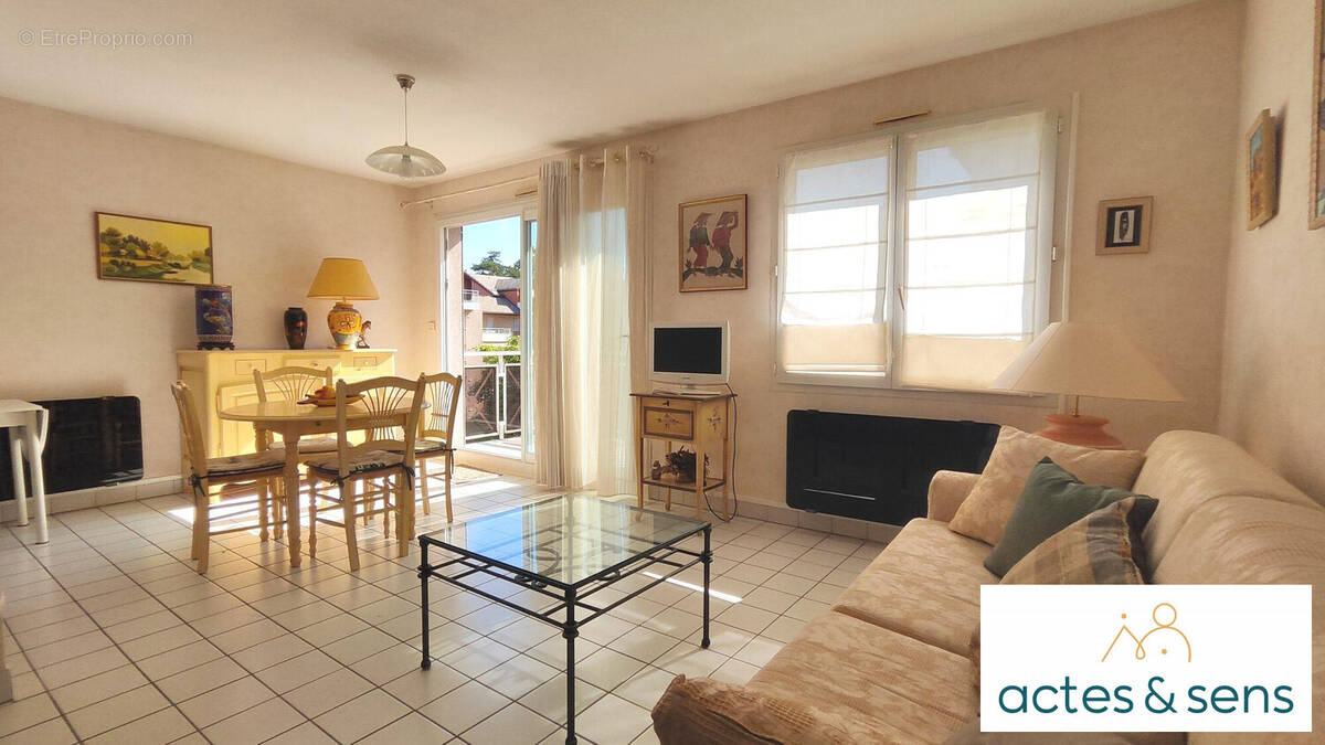 Appartement à AIX-LES-BAINS