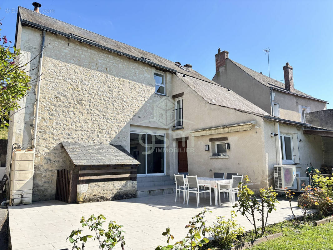 Maison à SAINTE-MAURE-DE-TOURAINE